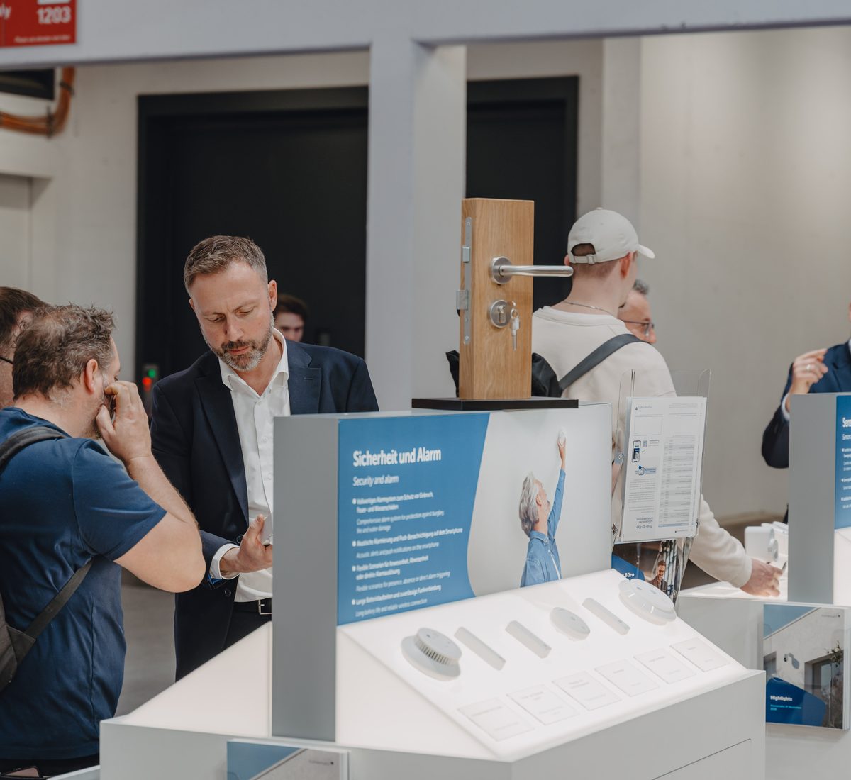 Betreuung der Besucher am Messestand